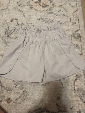 High-Rise Paperbag Waist Women’s Shorts — Light Taupe